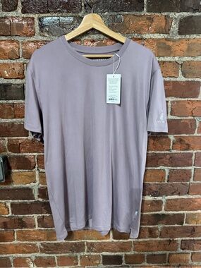 7 Diamonds Lavender Short Sleeve Athletic Tee Size Large